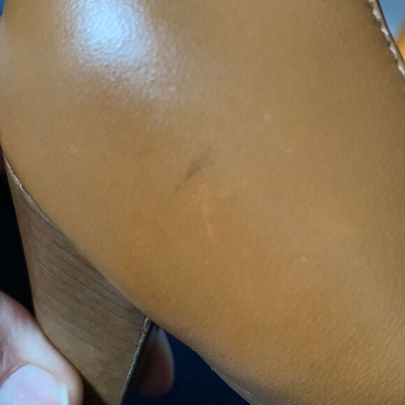 Unisa Tan Leather Criss-Cross Peep Toe High Heel Pumps Size 9.5 - Picture 8 of 9